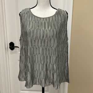 Green blouse, by Grade & Gather
